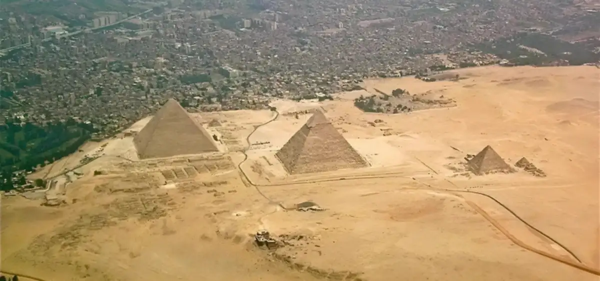 Необычные пузырьки над пирамидами: Китайский суперрадар показал чудеса