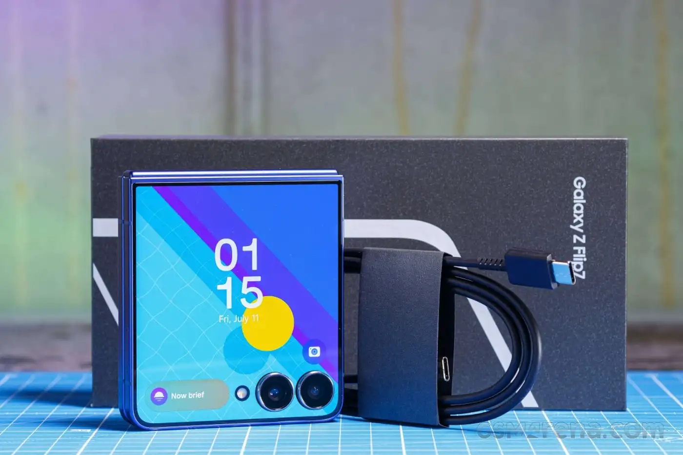 Samsung Galaxy Z Flip7: у нас на обзоре