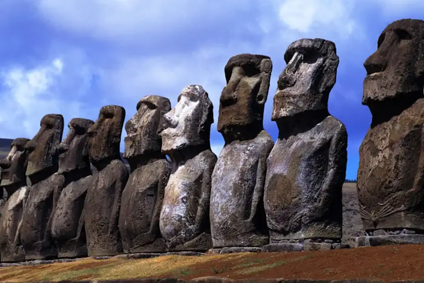 Моаи // остров Рапа-Нуи (Пасхи)