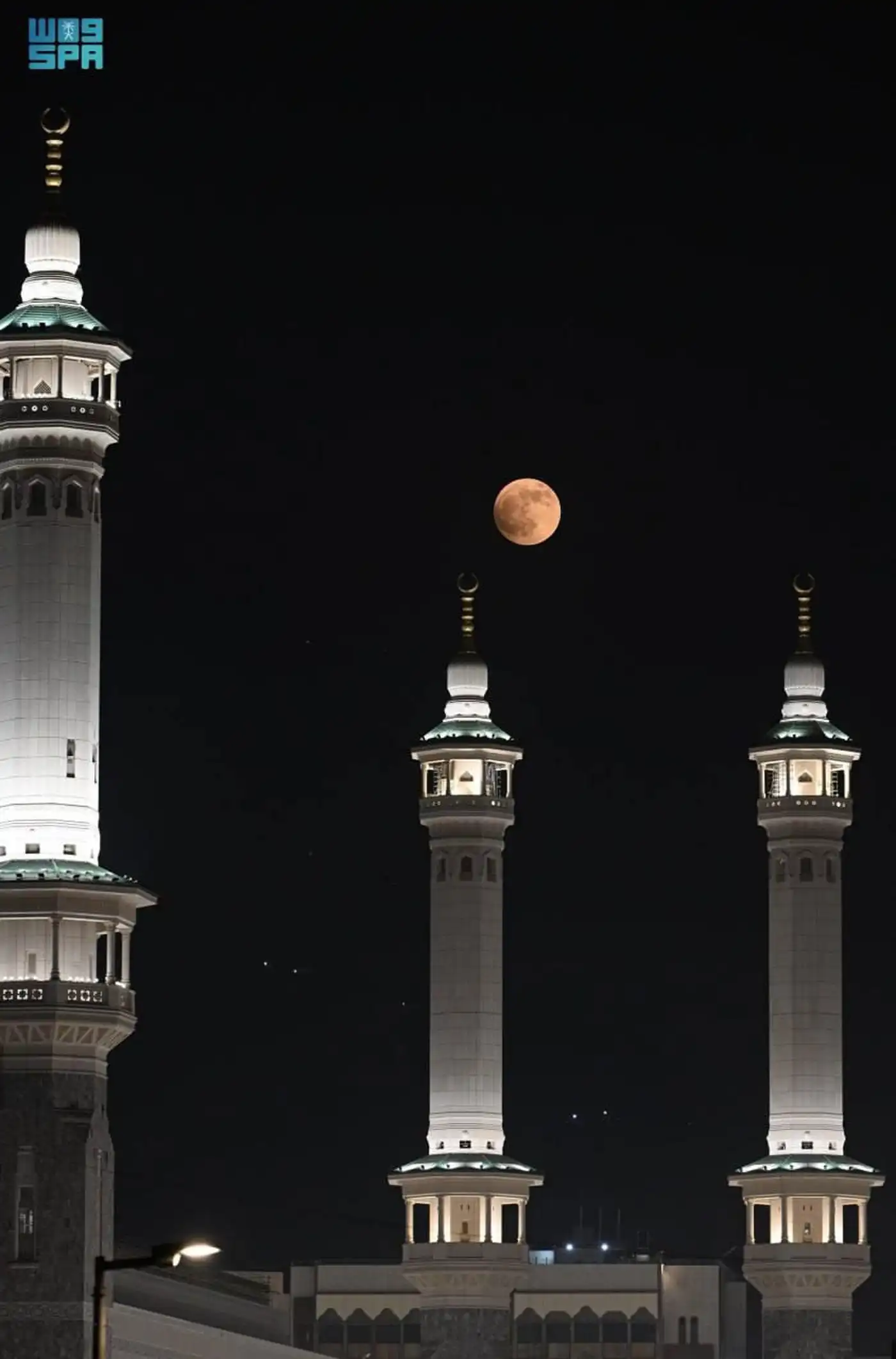 Кровавая луна 8 сентября 2025 4 4 4