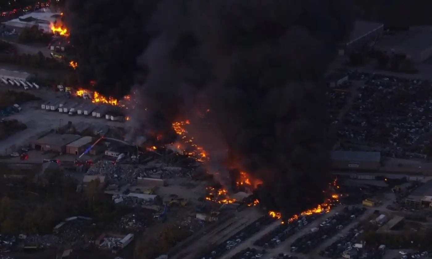 Страшная авиакатастрофа в США: двигатель грузового самолёта оторвался прямо в воздухе