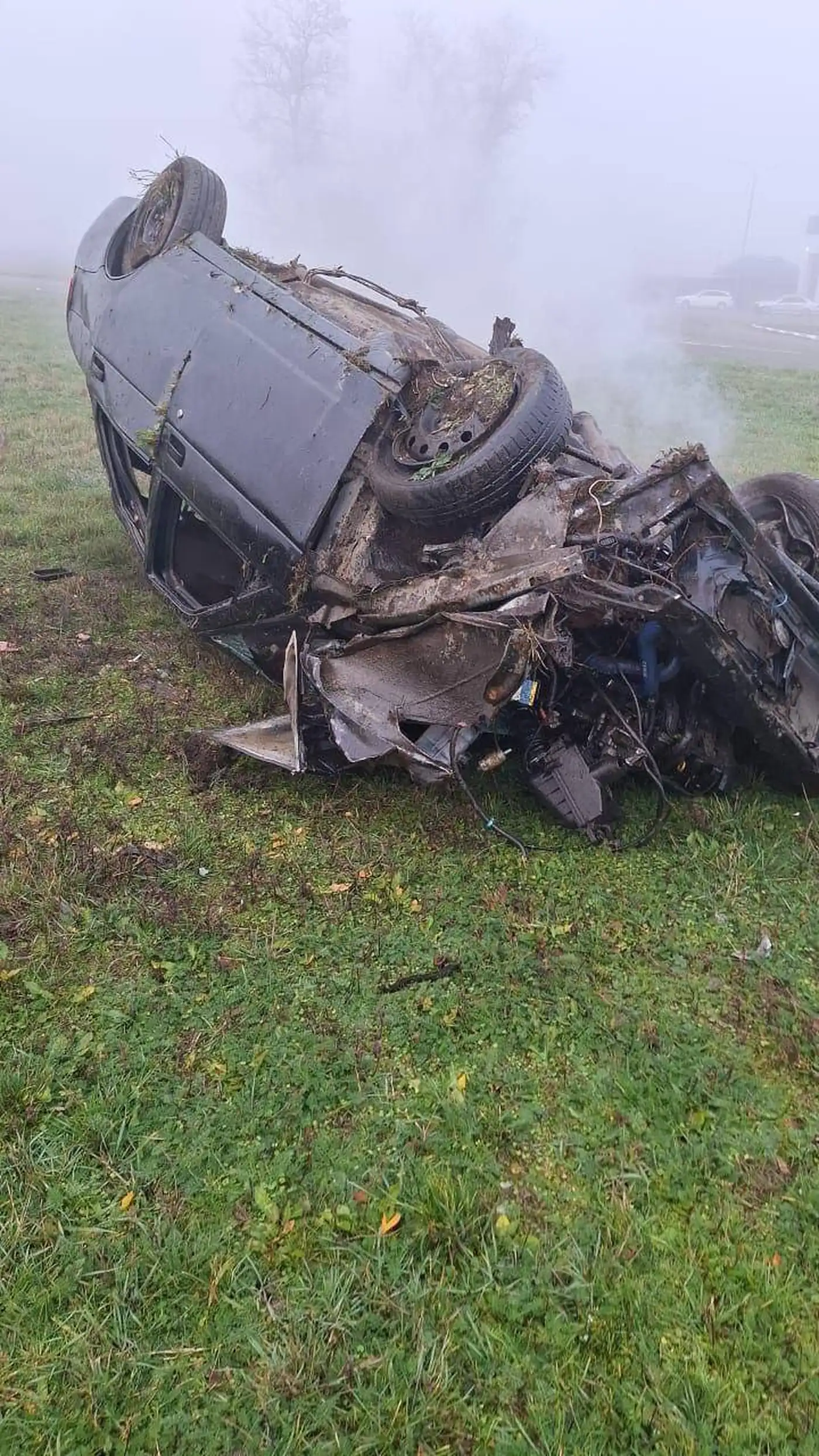 Гонка в тумане 180 км/ч закончилась логично